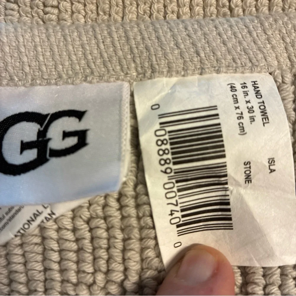 UGG set 2 hand towels in stone